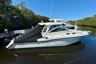 Boston Whaler 345 CONQUEST 0 2013 Boston Whaler 345 CONQUEST 1