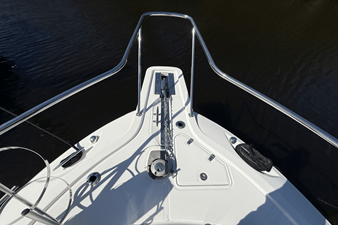 Boston Whaler 345 CONQUEST 14 2013 Boston Whaler 345 CONQUEST 15