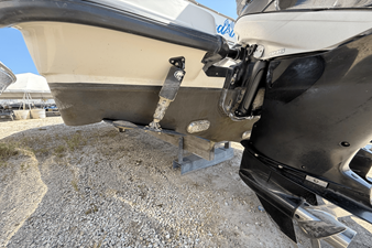 Boston Whaler 345 CONQUEST 18 2013 Boston Whaler 345 CONQUEST 19