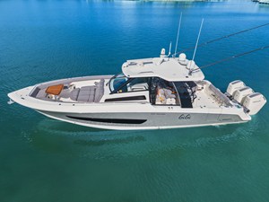 Boston Whaler 420 OUTRAGE 3 2023 Boston Whaler 420 OUTRAGE 4