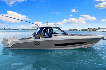 Boston Whaler 420 OUTRAGE 4 2023 Boston Whaler 420 OUTRAGE 5