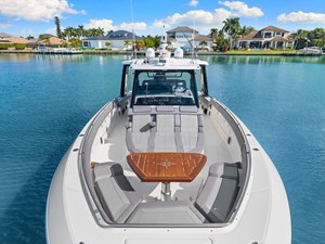 Boston Whaler 420 OUTRAGE 7 2023 Boston Whaler 420 OUTRAGE 8