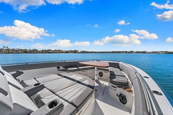 Boston Whaler 420 OUTRAGE 17 2023 Boston Whaler 420 OUTRAGE 18