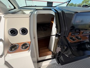 Tiara Yachts 43 LS 23 2022 Tiara Yachts 43 LS 24