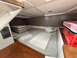 Tiara Yachts 43 LS 27 2022 Tiara Yachts 43 LS 28