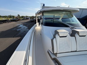 Tiara Yachts 43 LS 30 2022 Tiara Yachts 43 LS 31