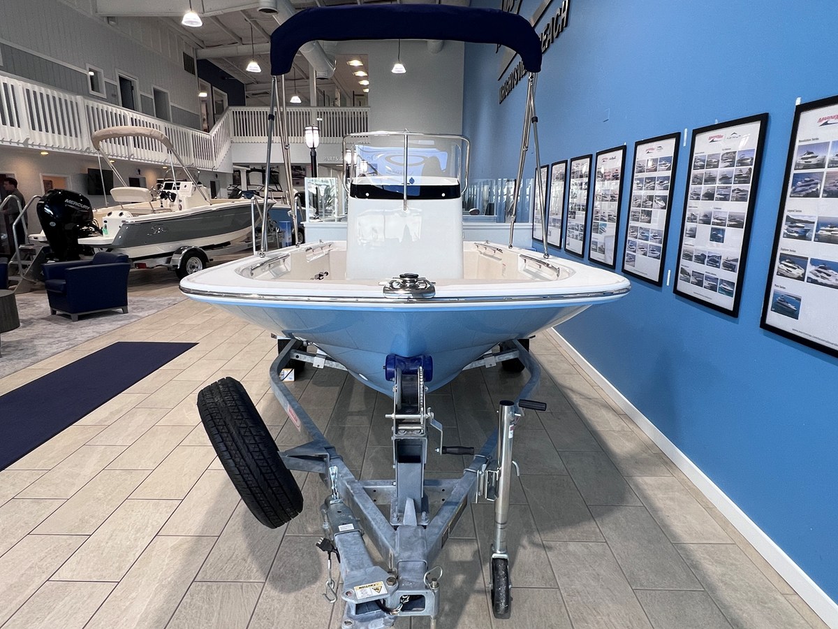 2027 Boston Whaler 150 Montauk 4