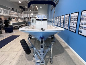 Boston Whaler 150 Montauk 3 2027 Boston Whaler 150 Montauk 4