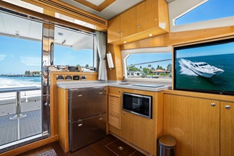 Mares 47 OUTBOARD EXPRESS CATAMARAN 28 2018 Mares 47 OUTBOARD EXPRESS CATAMARAN 29