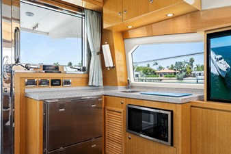 Mares 47 OUTBOARD EXPRESS CATAMARAN 29 2018 Mares 47 OUTBOARD EXPRESS CATAMARAN 30
