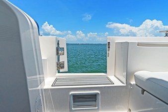Mares 47 OUTBOARD EXPRESS CATAMARAN 50 2018 Mares 47 OUTBOARD EXPRESS CATAMARAN 51