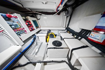 Mares 47 OUTBOARD EXPRESS CATAMARAN 57 2018 Mares 47 OUTBOARD EXPRESS CATAMARAN 58