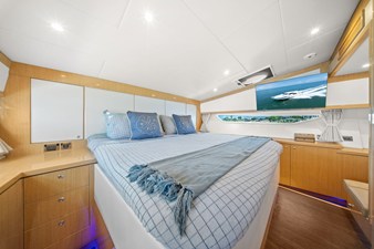 Mares 47 OUTBOARD EXPRESS CATAMARAN 70 2018 Mares 47 OUTBOARD EXPRESS CATAMARAN 71