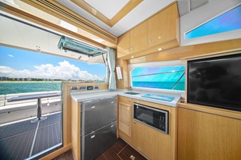 Mares 47 OUTBOARD EXPRESS CATAMARAN 74 2018 Mares 47 OUTBOARD EXPRESS CATAMARAN 75