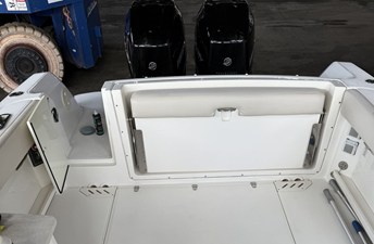 Boston Whaler 270 VANTAGE 3 2016 Boston Whaler 270 VANTAGE 4