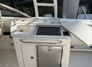 Boston Whaler 270 VANTAGE 8 2016 Boston Whaler 270 VANTAGE 9