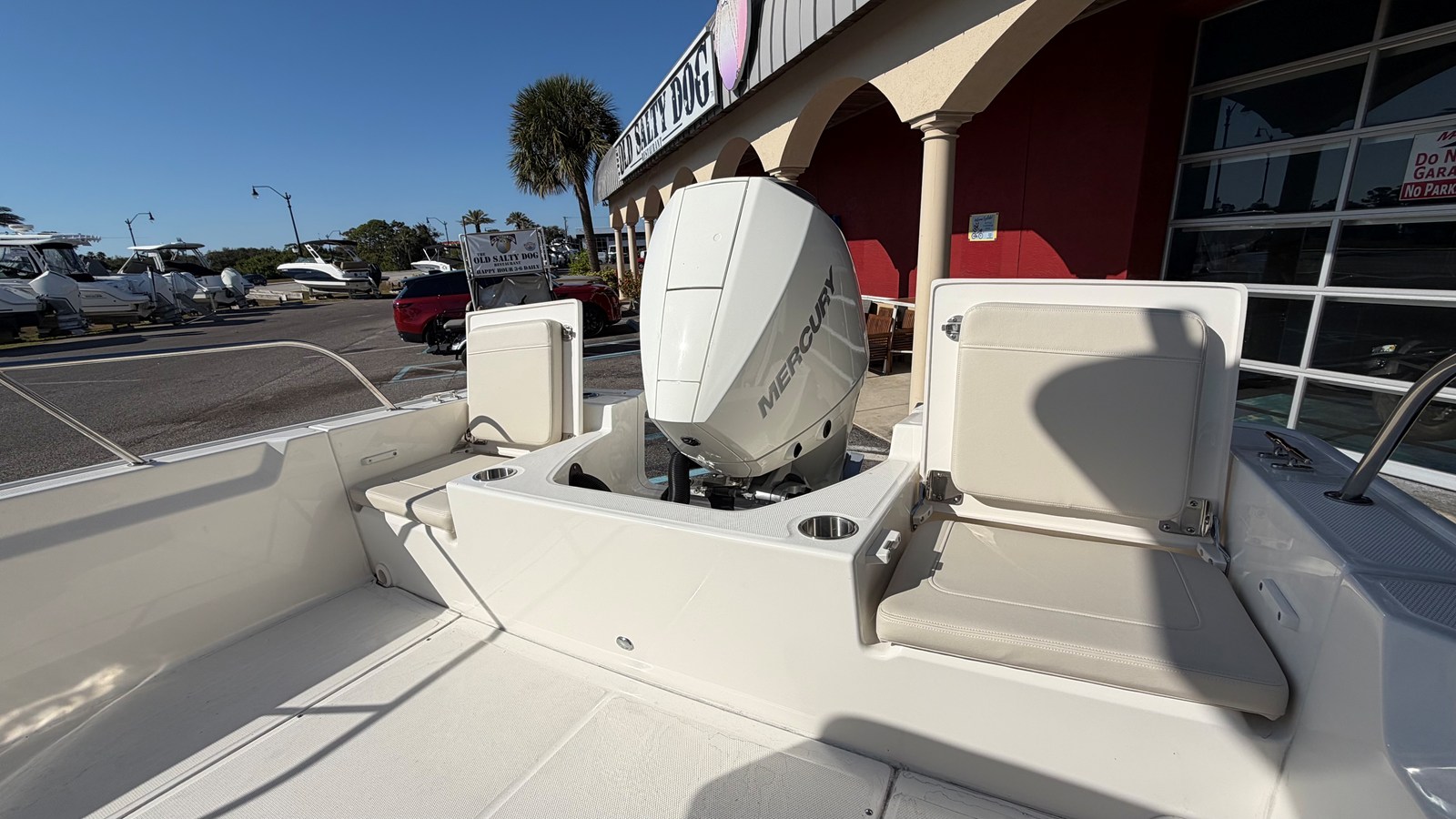 2026 Boston Whaler 210 Montauk 4