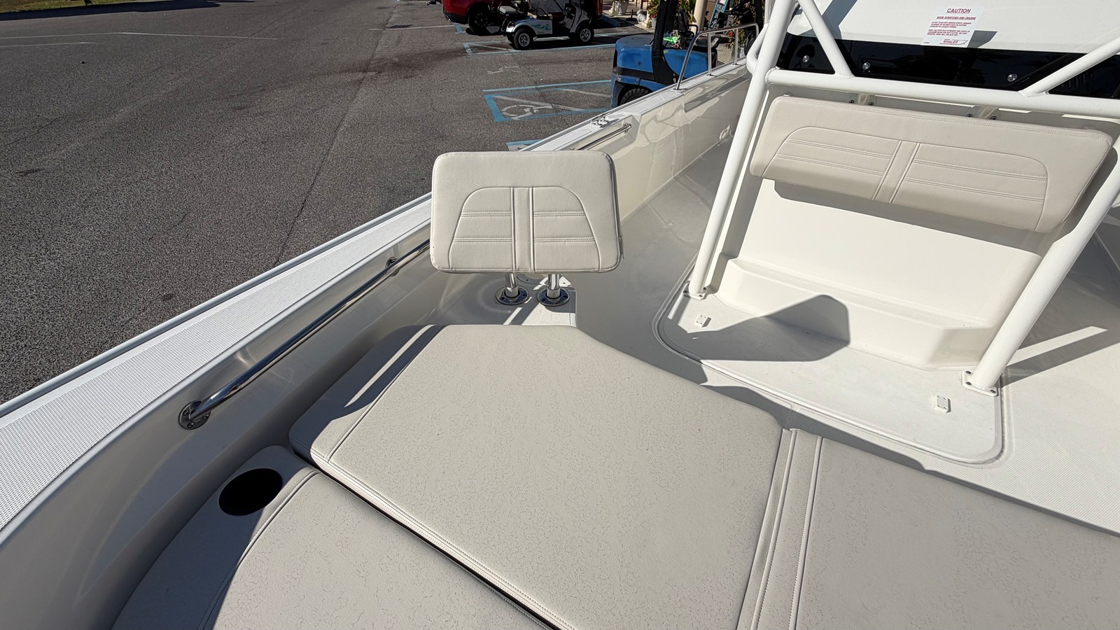 2026 Boston Whaler 210 Montauk 16