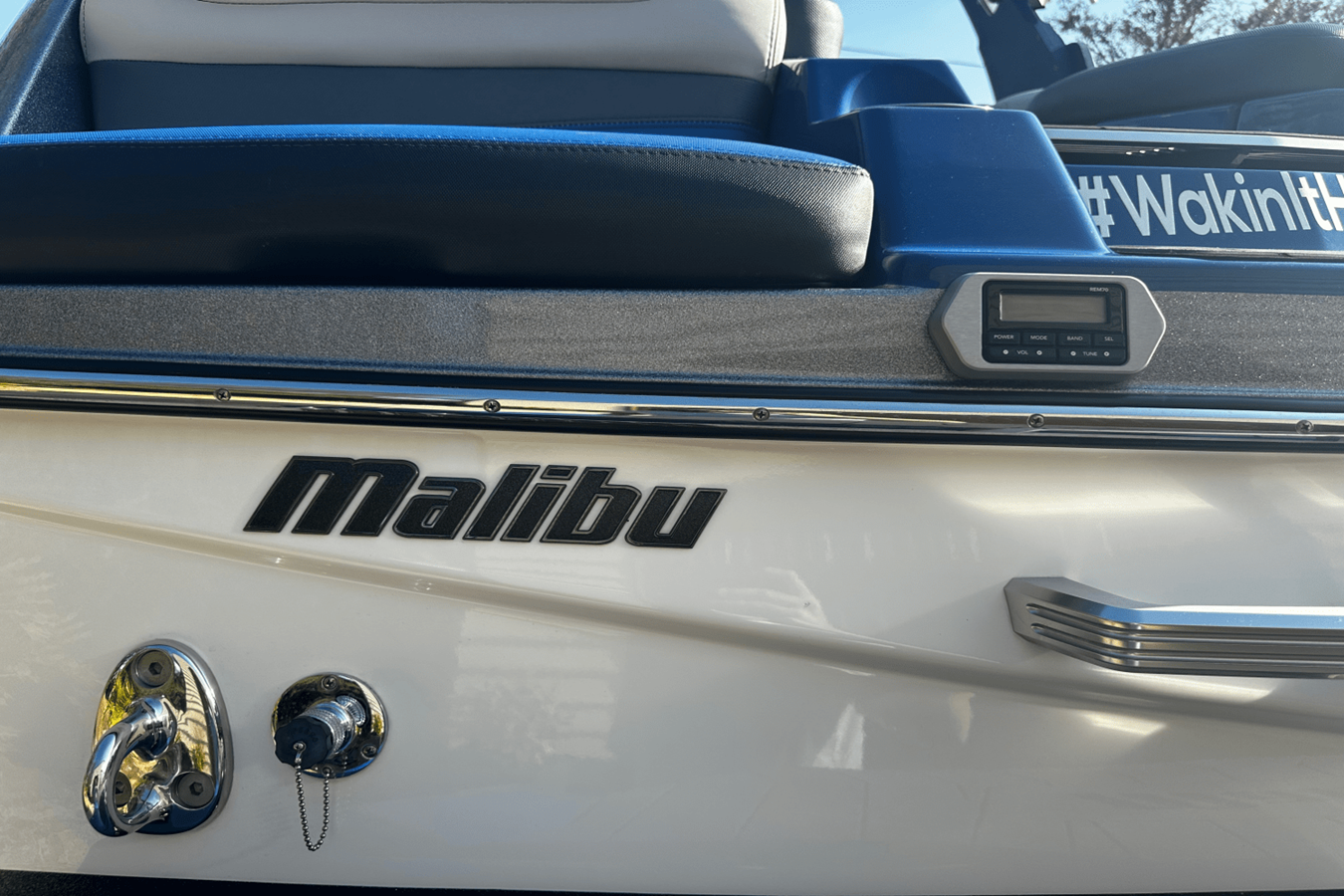 2017 Malibu M235 42