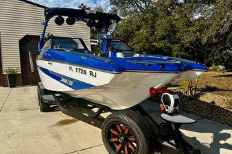 Malibu M235 1 2017 Malibu M235 2