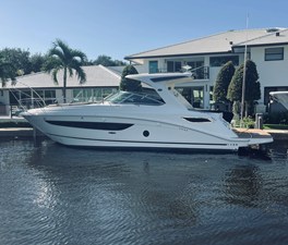 Sea Ray 350 SUNDANCER 0 2017 Sea Ray 350 SUNDANCER 1