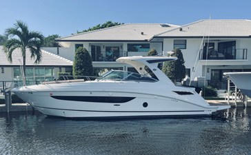 Sea Ray 350 SUNDANCER 1 2017 Sea Ray 350 SUNDANCER 2