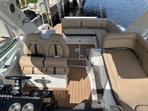 Sea Ray 350 SUNDANCER 17 2017 Sea Ray 350 SUNDANCER 18