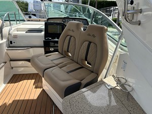 Sea Ray 350 SUNDANCER 19 2017 Sea Ray 350 SUNDANCER 20