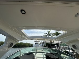 Sea Ray 350 SUNDANCER 25 2017 Sea Ray 350 SUNDANCER 26