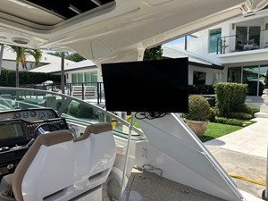 Sea Ray 350 SUNDANCER 30 2017 Sea Ray 350 SUNDANCER 31