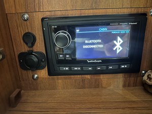 Sea Ray 350 SUNDANCER 37 2017 Sea Ray 350 SUNDANCER 38