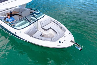 Sea Ray SLX 310 Outboard 5 2026 Sea Ray SLX 310 Outboard 6