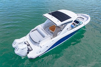 Sea Ray SLX 310 Outboard 8 2026 Sea Ray SLX 310 Outboard 9