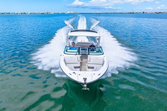 Sea Ray SLX 310 Outboard 19 2026 Sea Ray SLX 310 Outboard 20