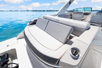 Sea Ray SLX 310 Outboard 28 2026 Sea Ray SLX 310 Outboard 29