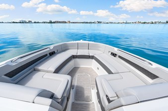 Sea Ray SLX 310 Outboard 40 2026 Sea Ray SLX 310 Outboard 41