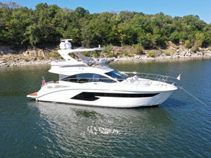 Sea Ray FLY 520 0 2018 Sea Ray FLY 520 1