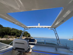 Sea Ray FLY 520 39 2018 Sea Ray FLY 520 40