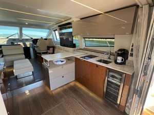 Sea Ray FLY 520 52 2018 Sea Ray FLY 520 53