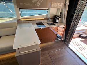 Sea Ray FLY 520 53 2018 Sea Ray FLY 520 54