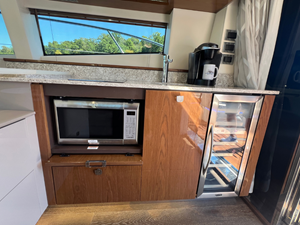 Sea Ray FLY 520 54 2018 Sea Ray FLY 520 55