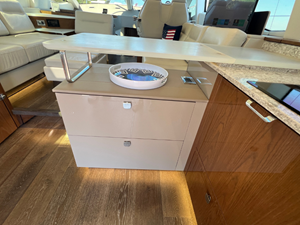 Sea Ray FLY 520 55 2018 Sea Ray FLY 520 56