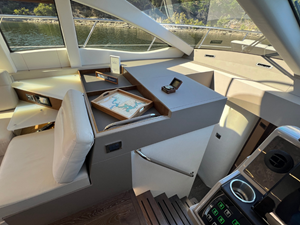Sea Ray FLY 520 70 2018 Sea Ray FLY 520 71