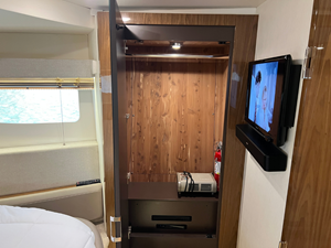 Sea Ray FLY 520 80 2018 Sea Ray FLY 520 81
