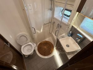 Sea Ray FLY 520 83 2018 Sea Ray FLY 520 84