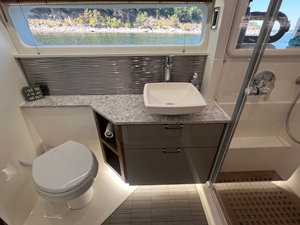 Sea Ray FLY 520 93 2018 Sea Ray FLY 520 94