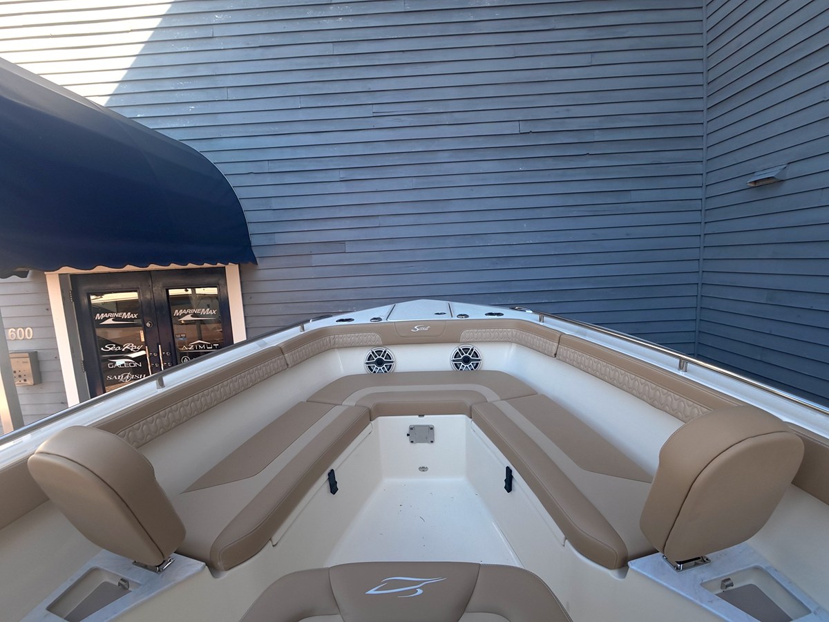 2027 Scout 260 LXF 24