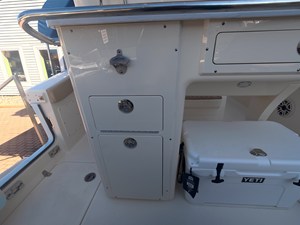 2027 Scout 260 LXF 12