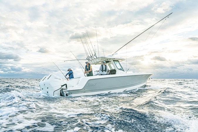 2027 Boston Whaler 330 Outrage 4