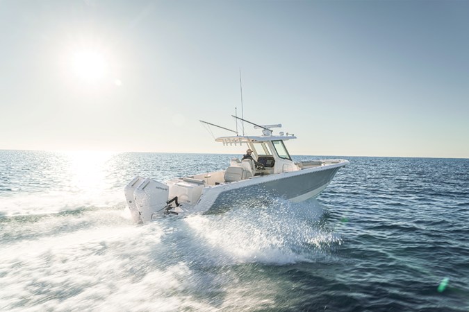 2027 Boston Whaler 330 Outrage 13